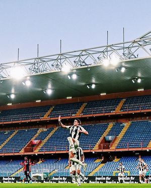 Image post by @football__hqs on Instagram