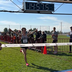 Image post by @dyestat on Instagram