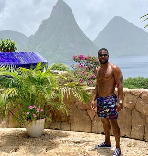 Image post by @kevinhart4real on Instagram