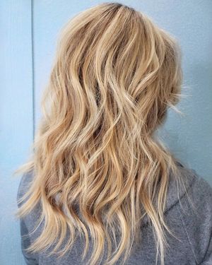 Image post by @AquaFireSalon on Facebook