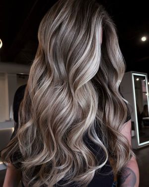 Image post by @behindthechair_com on Instagram