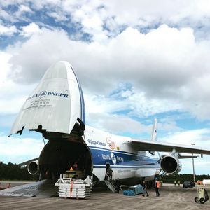 Image post by @nasaartemis on Instagram