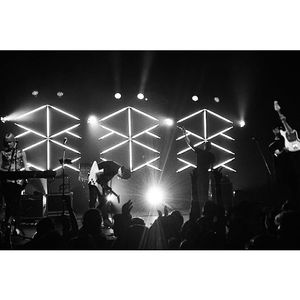 Image post by @thewarfield on Instagram