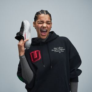 Image post by @underarmourwomen on Instagram