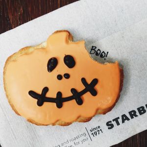 Image post by @starbucks on Instagram