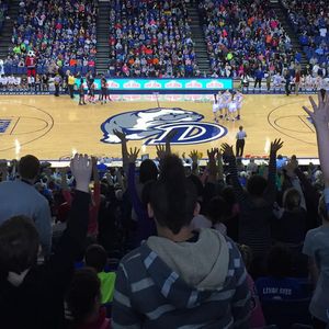 Image post by @dubulldogs on Instagram