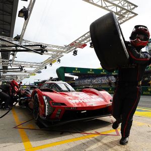 Image post by @cadillacvseries on Instagram