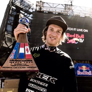 Image post by @foxmtb on Instagram