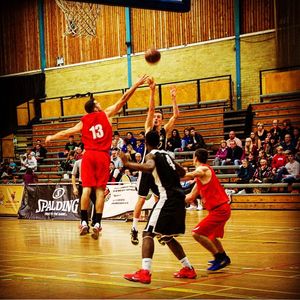Image post by @rocketsreading on Instagram