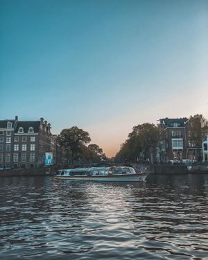 Image post by @stevengr.am on Instagram