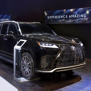 Image post by @Lexus on Twitter/X