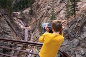 Image post by @visitpikespeak on Instagram