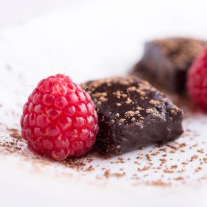Image post by @skinnymechocolates on Instagram
