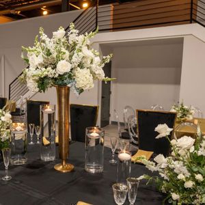 Image post by @flowergardenatl on Instagram