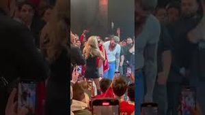 Video post by @pagesix on YouTube