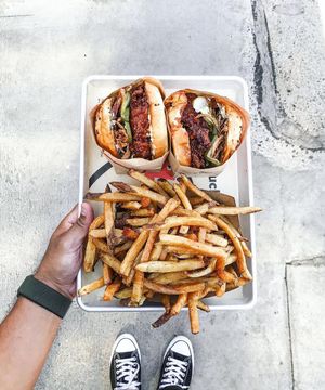 Image post by @getcrackshacked on Instagram