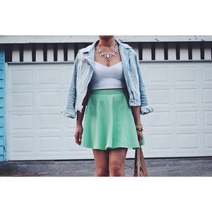 Image post by @thelizjane on Instagram
