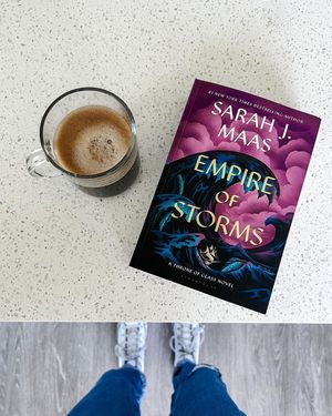 Image post by @blondiereads_ on Instagram
