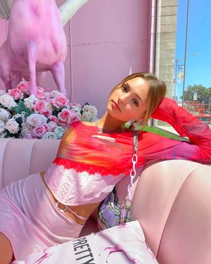 Image post by @alyjofficial on Instagram
