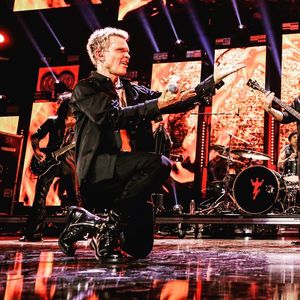 Image post by @billyidol on Instagram