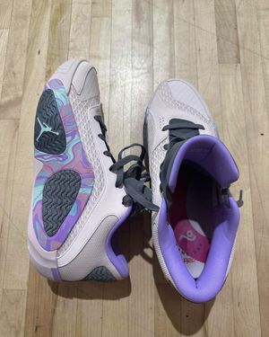 Image post by @moveinsoles on Instagram