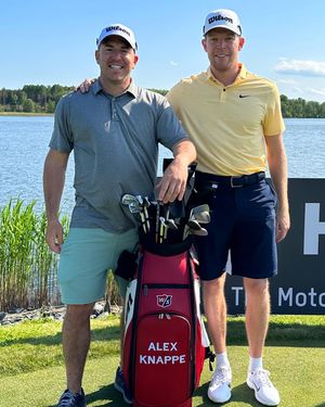 Image post by @alexknappegolf on Instagram