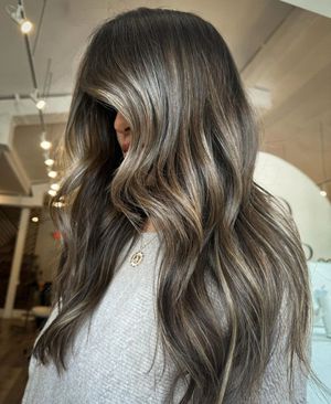 Image post by @behindthechair_com on Instagram