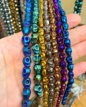 Image post by @beadcache on Instagram