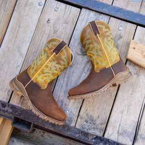 Image post by @tonylamaboots on Instagram