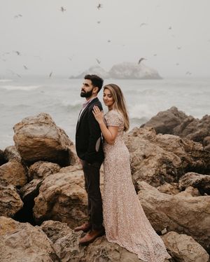 Image post by @thismodernlovephoto on Instagram