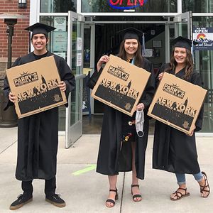 Image post by @parryspizza on Instagram