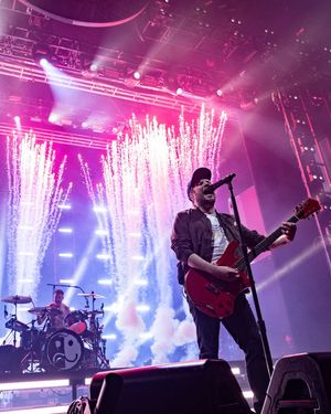 Image post by @theschott on Instagram