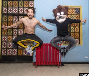 Image post by @steveaoki on Instagram