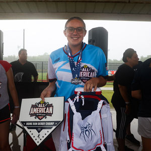 Image post by @softballyouth on Instagram