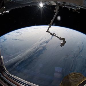 Image post by @nasaartemis on Instagram