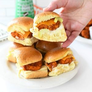 Image post by @sizzlingeats on Instagram