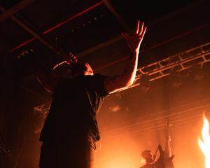 Image post by @1988cophotos on Instagram