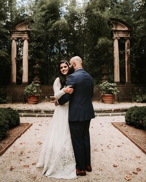 Image post by @thismodernlovephoto on Instagram