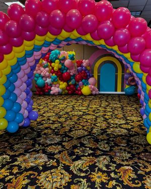 Image post by @lebouquet.balloons on Instagram