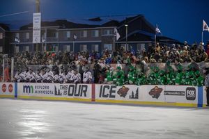 Image post by @hockeydaymn on Instagram