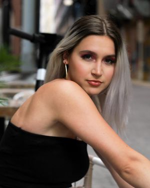 Image post by @aishaphotographyy on Instagram
