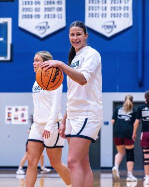 Image post by @ithacawbb on Instagram