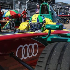 Image post by @lucasdigrassi on Instagram
