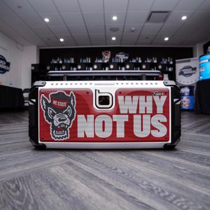 Image post by @packmensbball on Instagram