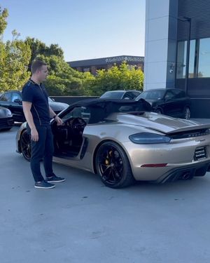 Image post by @porschefromsamuel on Instagram