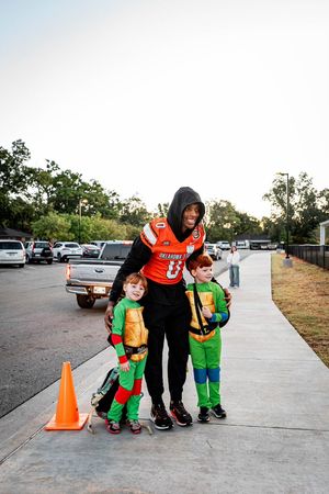 Image post by @CowboyFB on Twitter/X