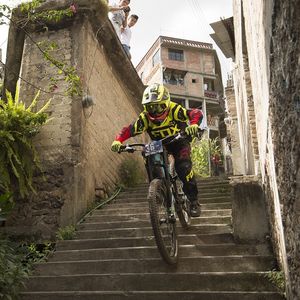 Image post by @foxmtb on Instagram