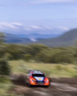 Image post by @shellmotorsport on Instagram
