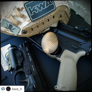 Image post by @seahorsecases on Instagram