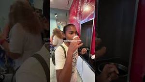 Video post by @lizaotovo on YouTube